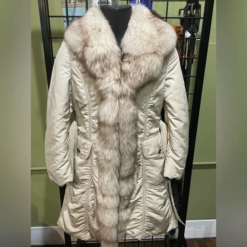 Emilio Franco women coat cream fox trim bet 2 pocket front size small - Picture 1 of 3